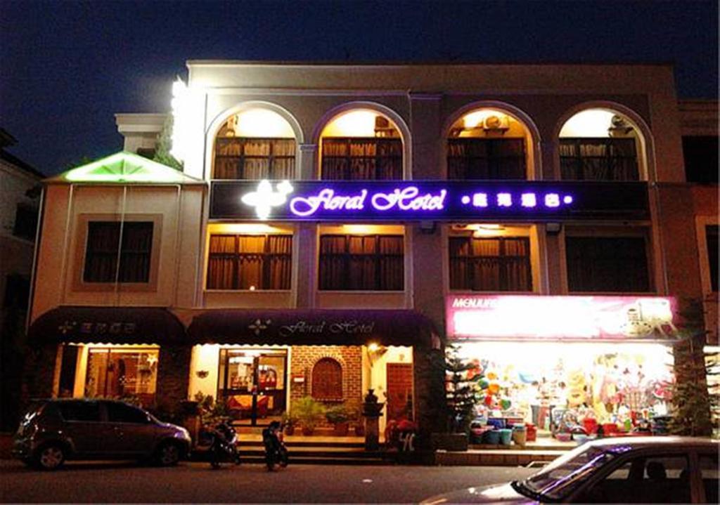Floral Hotel Pasir Gudang Luaran gambar